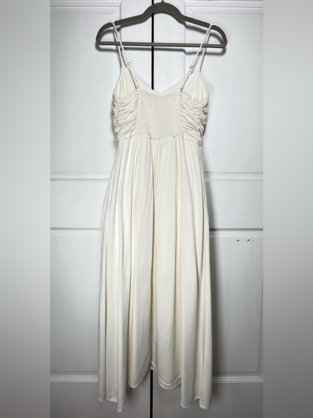 May Berries Midi Dress Ivory Spaghetti-Strap Smocked Back Lined Pockets Sz M - Picture 3 of 8